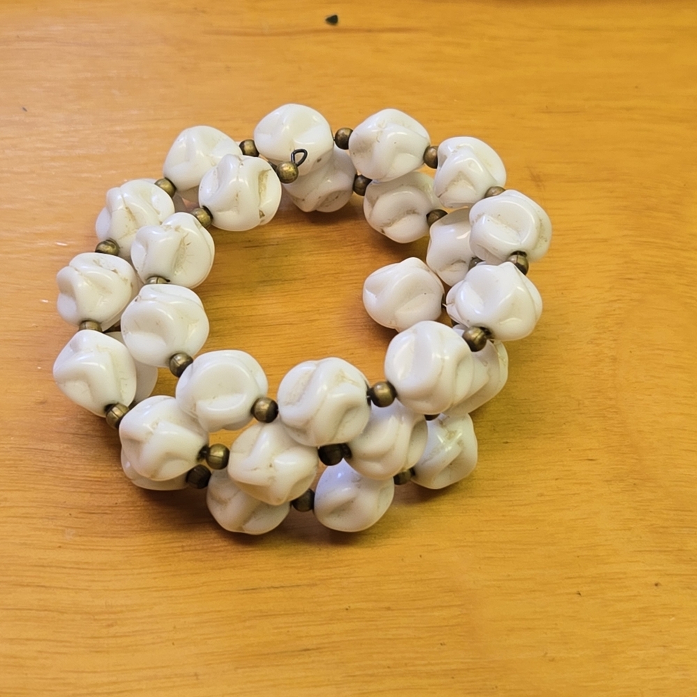 Vintage white beaded cuff bracelet